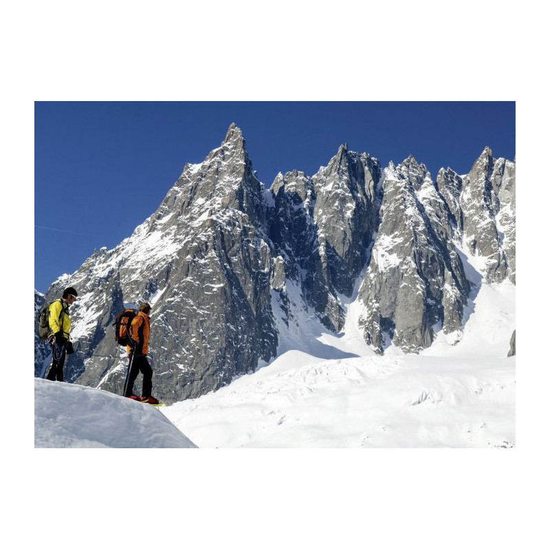 WHITE VALLEY canvas print - Mountain