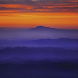 Tableau LEVER DE SOLEIL SUR LES CEVENNES