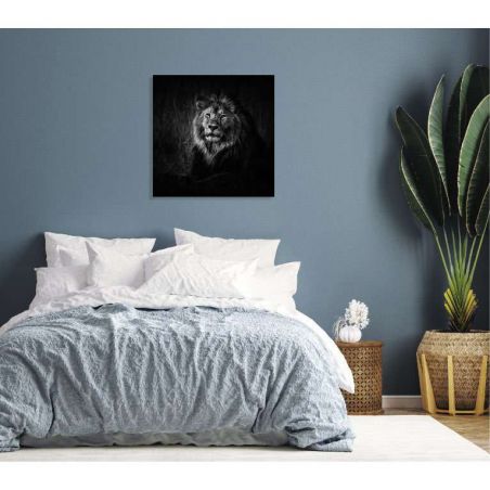 BLACK AND WHITE LION canvas print