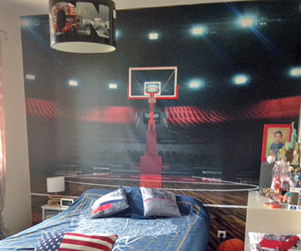 Basketball wallpaper in a teenager's room