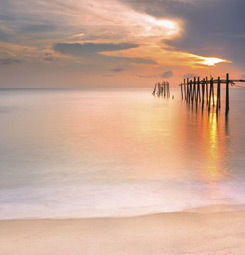 Poster coucher de soleil sur le sable beige