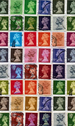 Tenture suspendue timbres reine d'Angleterre pop art